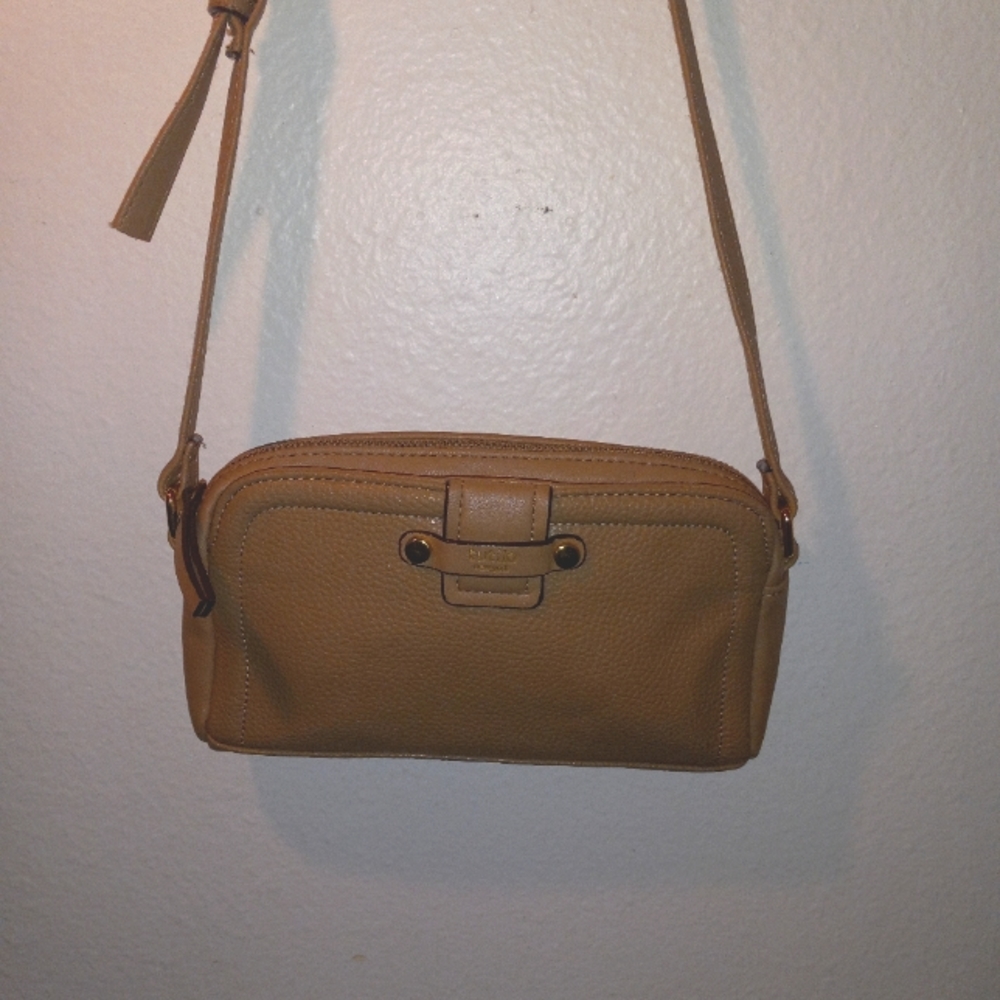 Tutilo Tan Leather Crossbody Shoulderbag